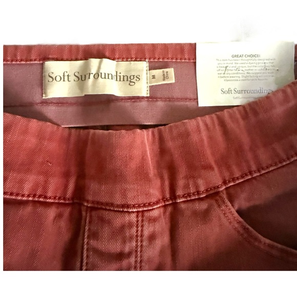 Women's Soft Surroundings pull on Jeans - Picture 4 of 5
